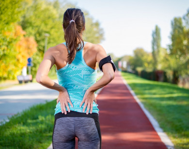 Tại sao bạn bị đau hông khi chạy bộ?