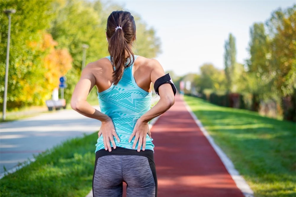 Tại sao bạn bị đau hông khi chạy bộ?