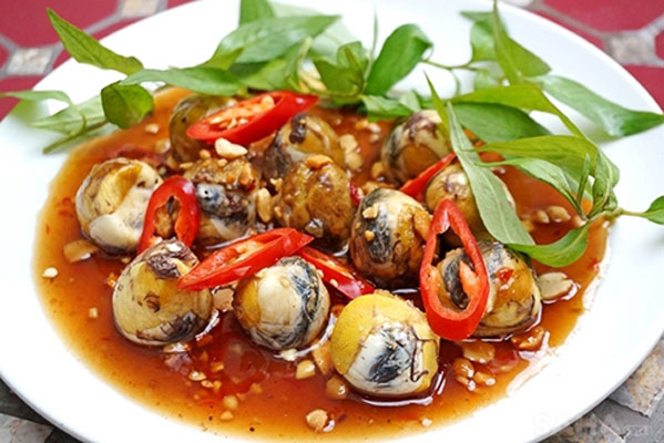 Cách làm món trứng cút lộn sốt me ngon không cưỡng nổi