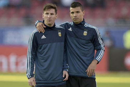 Aguero làm loạn, đòi rời đội bóng để theo chân Messi