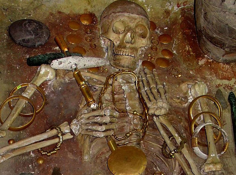 Những kho báu vô tiền khoáng hậu của thế giới cổ đại