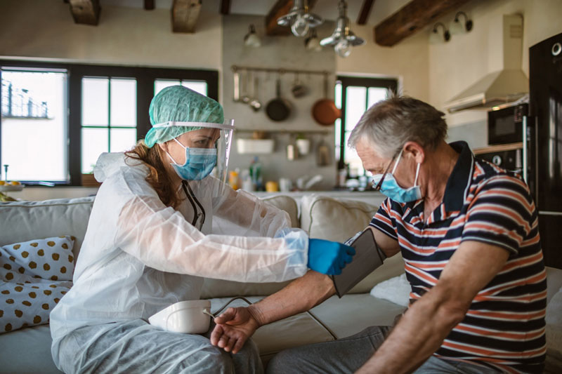 WHO đưa ra khuyến cáo đảm bảo an toàn cho bệnh nhân COVID-19 điều trị tại nhà