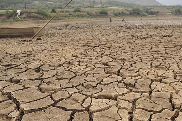 Con sông bỗng nhiên cạn trơ đáy, các chuyên gia tức tốc đến trong đêm: Cả kho báu hiện ra!