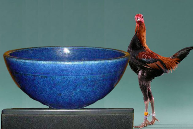 Tiệm đồ cổ mua lại chiếc bát cho gà ăn, ngỡ ngàng khi làm sạch đáy bát: Quá hời rồi, cả thế giới chỉ có 3 chiếc!