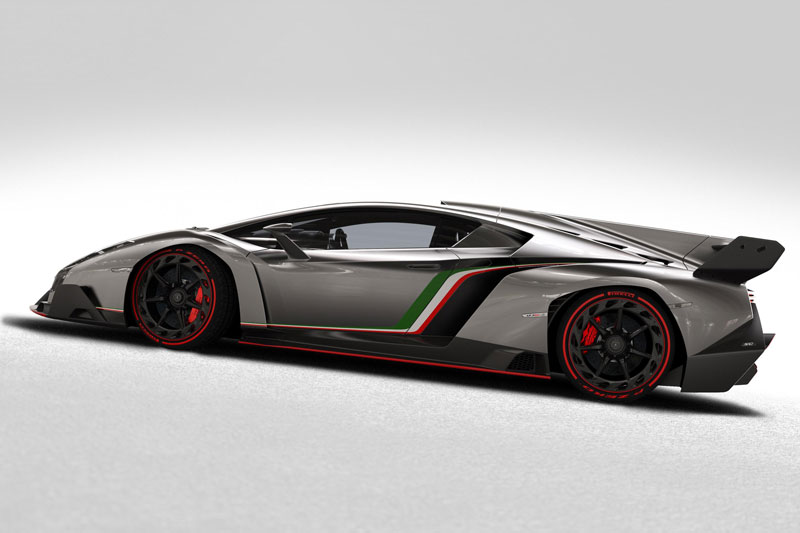 2. Lamborghini Veneno (giá: 3,9 triệu USD).