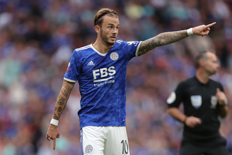 Tiền vệ: James Maddison (Leicester City). Tiền vệ: James Maddison (Leicester City).