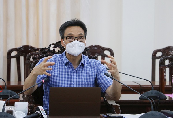 Phó Thủ tướng Chính phủ Vũ Đức Đam làm việc với 2 tỉnh biên giới Tây Nam về công tác phòng chống dịch