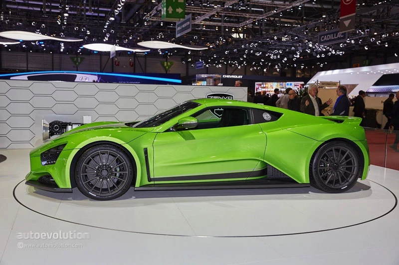 7. Zenvo ST1 (giá: 1,25 triệu USD).