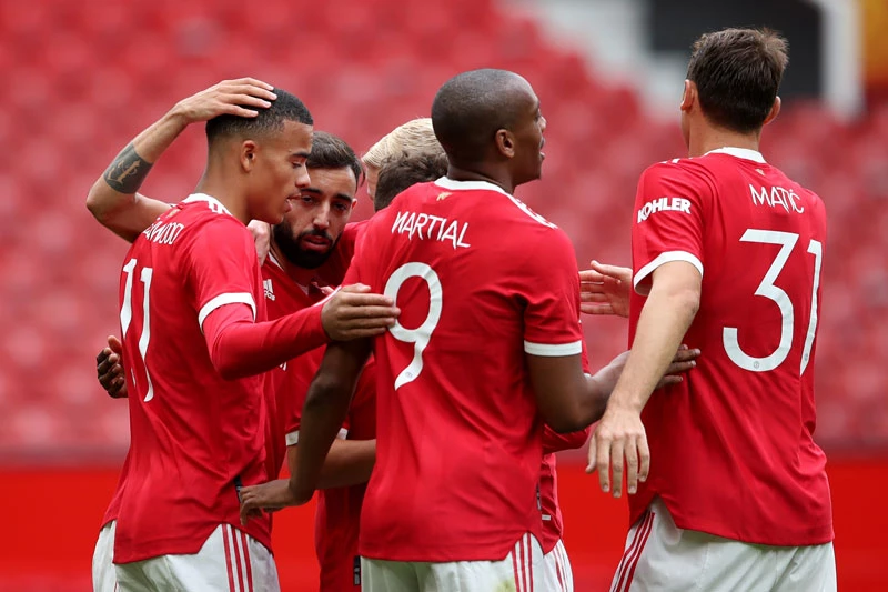 Man United dễ dàng hạ Everton. Man United dễ dàng hạ Everton.