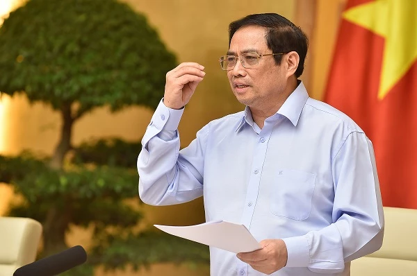 Thủ tướng Phạm Minh Chính nhấn mạnh đến chiến lược vaccine và việc thành lập tổ công tác đặc biệt để hỗ trợ tháo gỡ các khó khăn cho doanh nghiệp. Ảnh: theo VGP