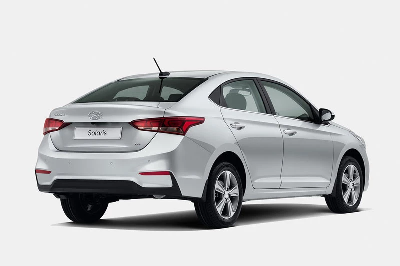 5. Hyundai Solaris - Hyundai Accent (doanh số: 4.592 chiếc).