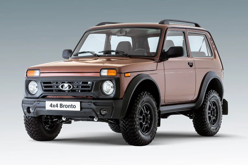 6. Lada Niva (doanh số: 4.555 chiếc).