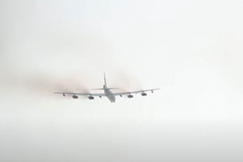 Taliban tìm cách bắn hạ máy bay ném bom chiến lược B-52 của Mỹ