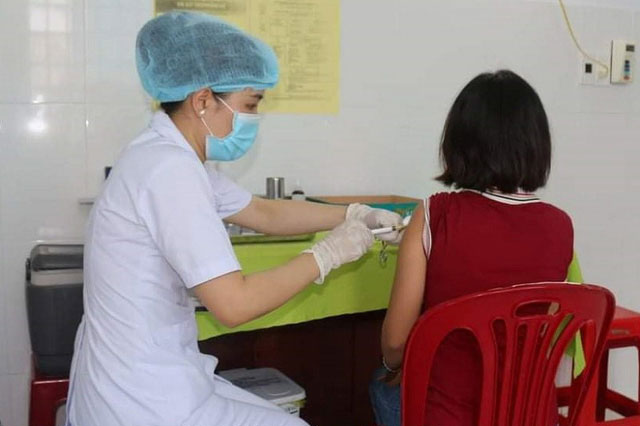 Phụ nữ mang thai, đang cho con bú chống chỉ định với vaccine COVID-19 Sputnik V