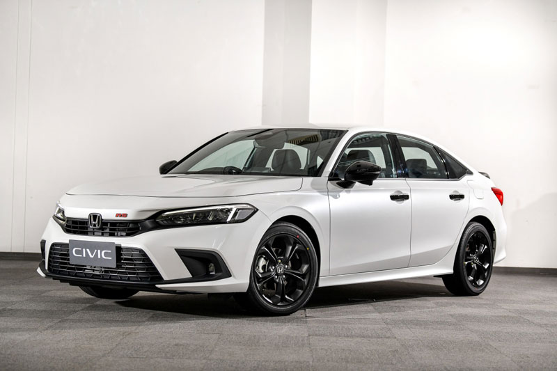 Cận cảnh Honda Civic RS 2022 giá gần 820 triệu đồng