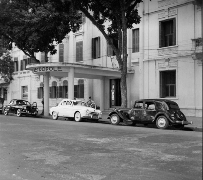   Khách sạn Metropole trước năm 1954  