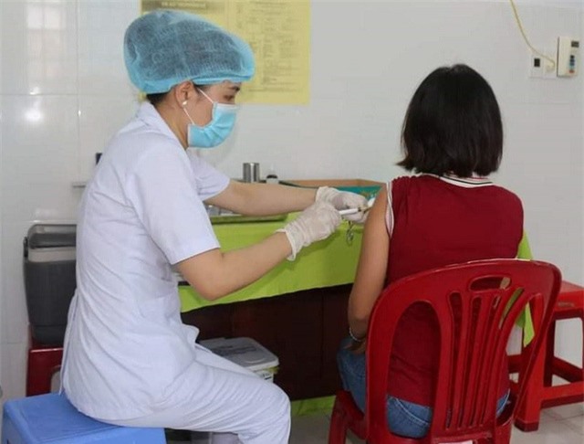 Hướng dẫn mới nhất của Bộ Y tế: Phụ nữ mang thai, đang cho con bú chống chỉ định với vaccine COVID-19 Sputnik V - Ảnh 1.