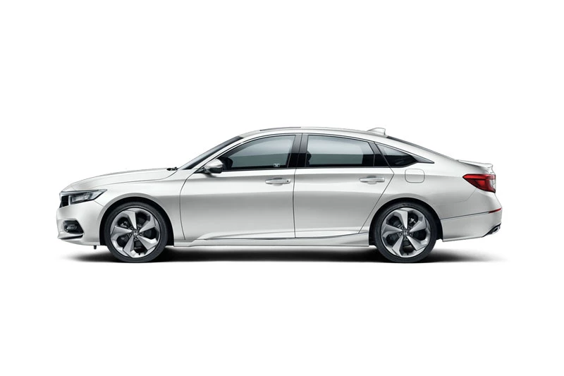 = 1. Honda Accord (doanh số: 5 chiếc). Ảnh: Honda Việt Nam.