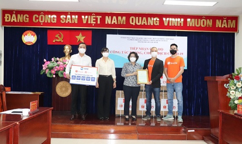 Tập đoàn SEA tặng vật tư y tế trị giá 42 tỷ đồng cho TP Hồ Chí Minh chống dịch