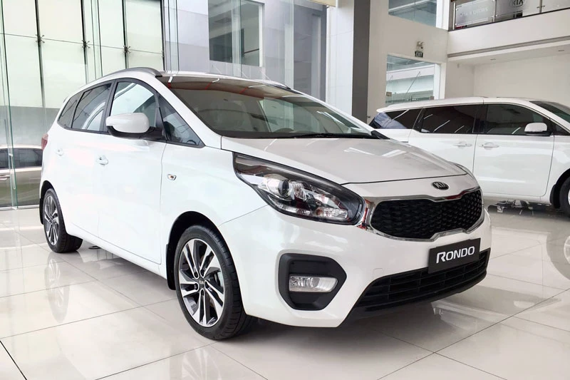 5. Kia Rondo (doanh số: 10 chiếc). Ảnh: AutoPro.