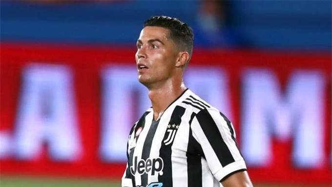 Ronaldo hiện vẫn khoác áo Juventus