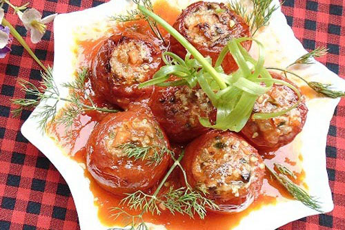 Cách làm cà chua nhồi thịt cho ngày se lạnh