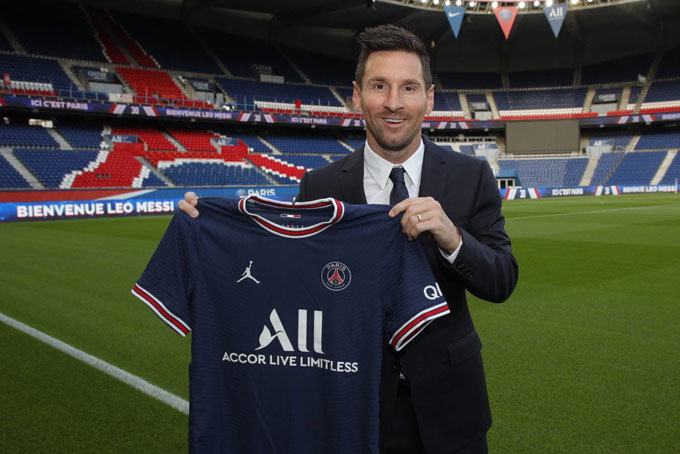 Messi đến PSG và giấc mơ chinh phạt châu Âu như Napoleon