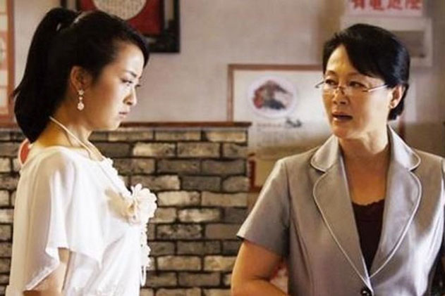 Cãi nhau với mẹ chồng, con dâu đang mang thai bỏ về nhà ngoại, 8 tháng sau chồng choáng váng nhận "tin dữ" từ vợ