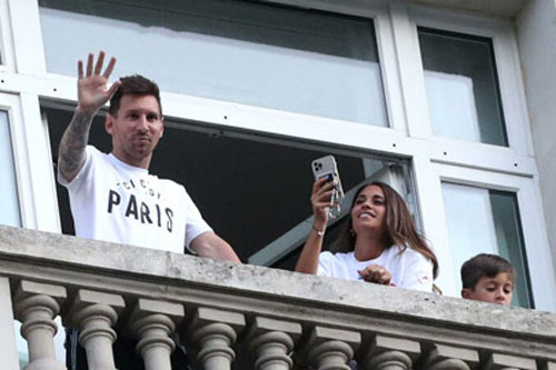 Messi chọn khách sạn sang trọng theo tư vấn của Neymar