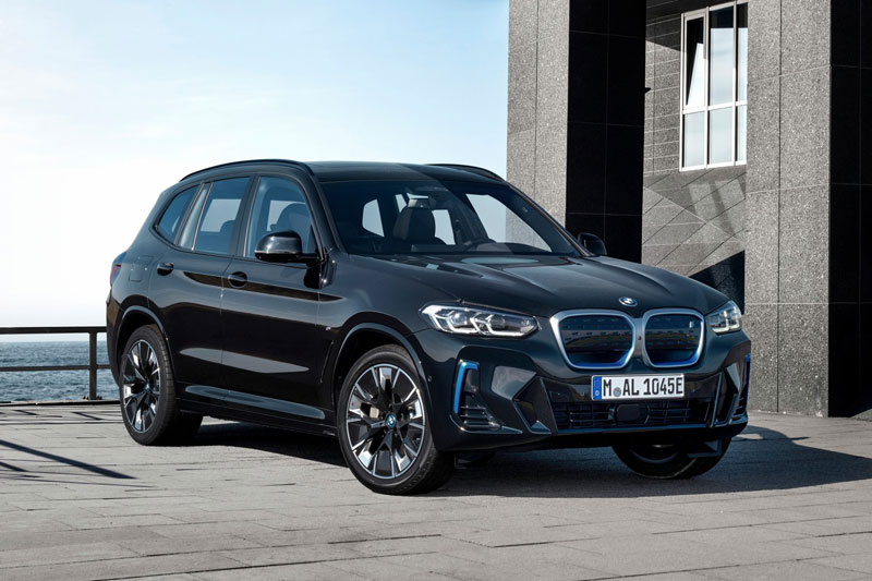 BMW iX3 2022 ra mắt: Công suất 282 mã lực, nhiều công nghệ tiên tiến, giá 1,799 tỷ 