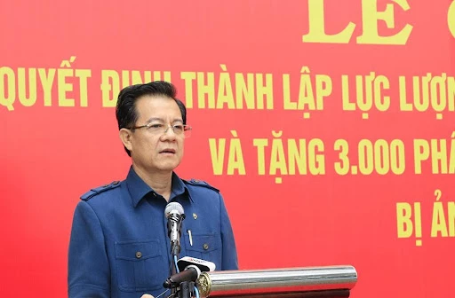 ông Lê Hồng Quang, Ủy viên BCH Trung ương Đảng, Bí thư Tỉnh ủy An Giang phát biểu tại buổi lễ.