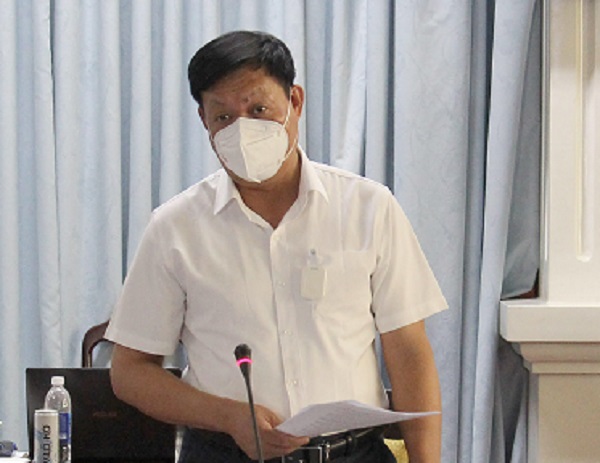 Thứ trưởng Đỗ Xuân Tuyên phát biểu tại buổi làm việc. 