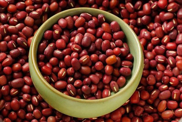 Cách làm sữa đậu đỏ sánh mịn, thơm mát giúp làm đẹp da