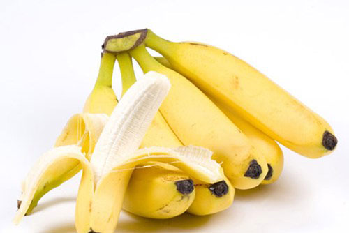 Cách chọn, phân biệt chuối ngâm hóa chất độc hại
