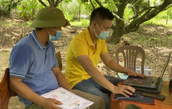 Thứ trưởng Bộ Thông tin và Truyền thông: Hỗ trợ nông dân lên sàn thương mại điện tử không chỉ là việc của doanh nghiệp 