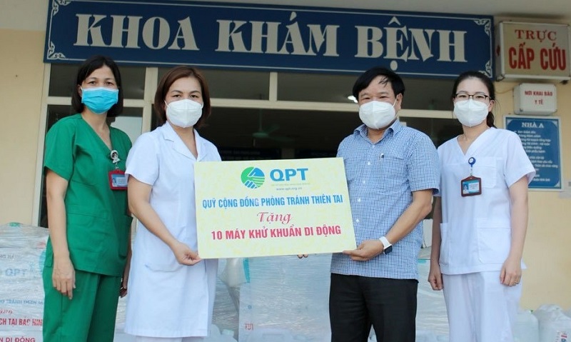 QPT tặng 10 máy khử khuẩn di động