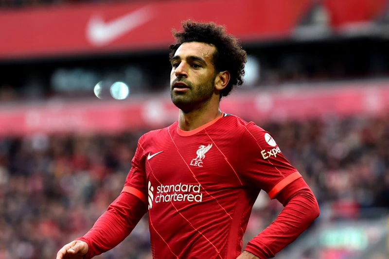 9. Mohamed Salah (Liverpool, 220.000 bảng/tuần).