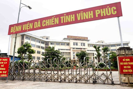 Khởi tố bệnh nhân COVID-19 trèo rào, bỏ trốn khỏi bệnh viện dã chiến tỉnh Vĩnh Phúc