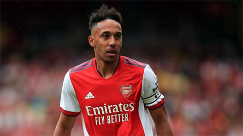 Tại sao Arsenal vắng Lacazette và Aubameyang ở trận thua Brentford?