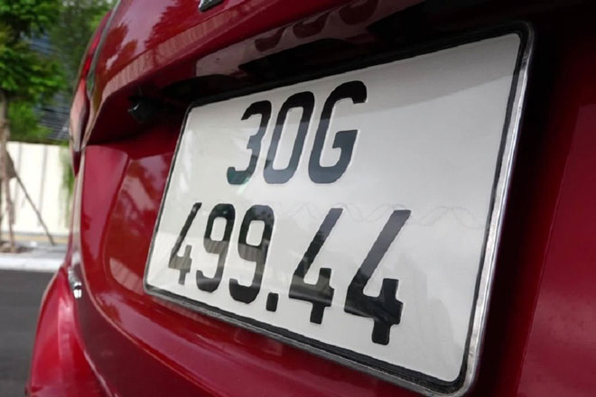 Chất liệu, màu, kích thước của biển số xe ôtô được quy định như thế nào?