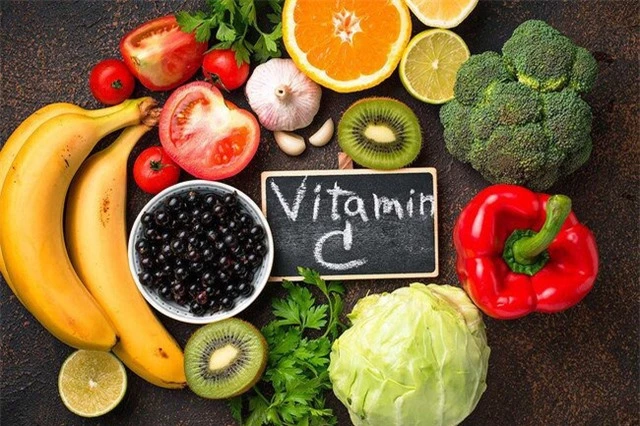 5 tác dụng chăm sóc da tuyệt vời của Vitamin C - Ảnh 1.