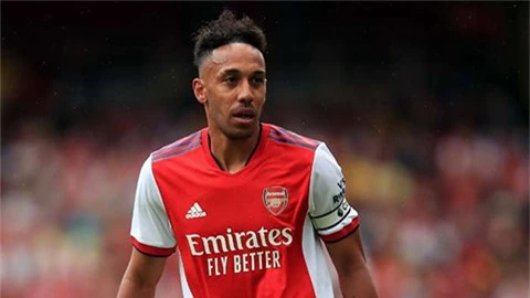 Tại sao Arsenal vắng Lacazette và Aubameyang ở trận thua Brentford?