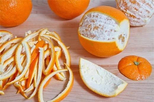 Sử dụng vỏ cam, chanh là một cách diệt côn trùng hiệu quả