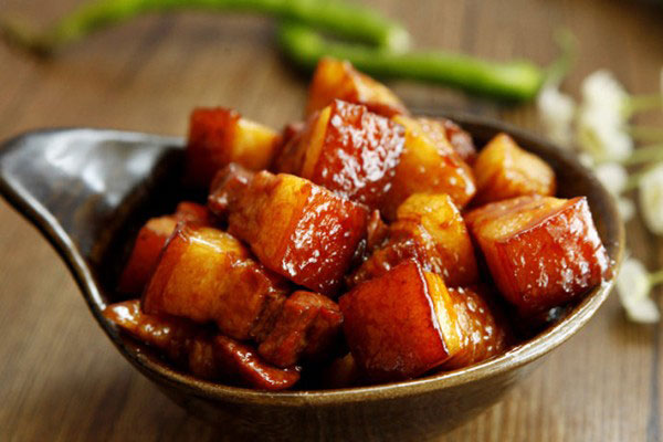 Cách làm món thịt kho tiêu hấp dẫn cho ngày mát trời