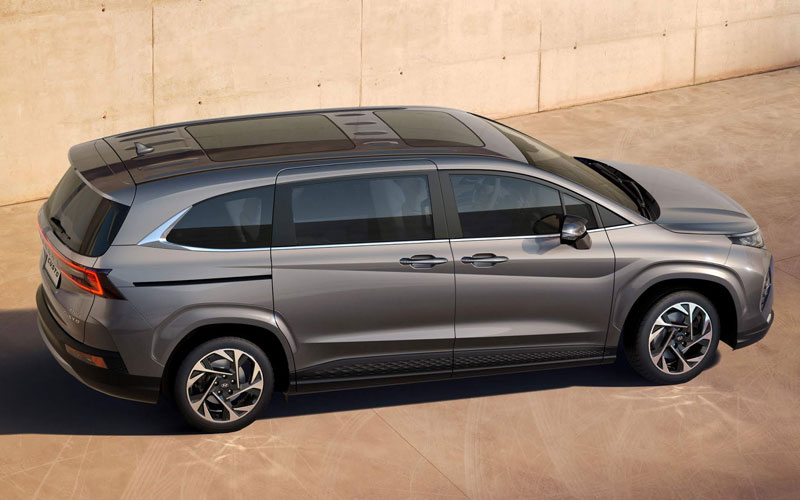 MPV mới của Hyundai lộ hàng loạt hình ảnh, thông số trước ngày ra mắt