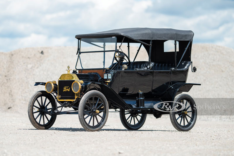 Top 10 mẫu xe làm nên tên tuổi của hãng Ford