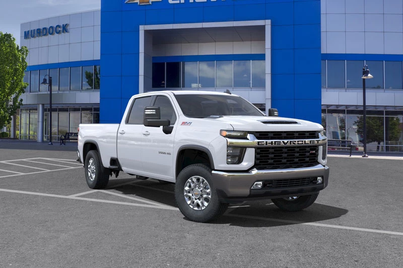 9. Chevrolet Silverado 3500HD 2021 (giá khởi điểm: 38.195 USD).