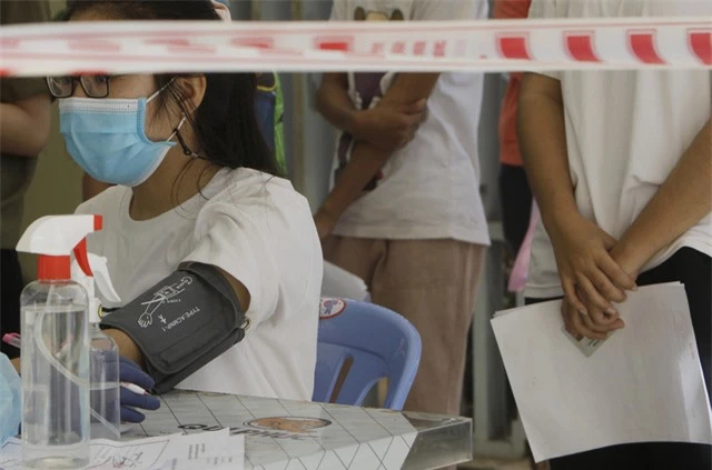 Trung Quốc cơ bản kiểm soát được dịch bệnh, số ca nhiễm mới tại Đông Nam Á tiếp tục tăng cao - Ảnh 2.
