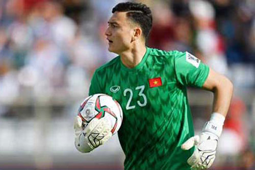 Đặng Văn Lâm chỉ hội quân với ĐT Việt Nam trước 4 ngày