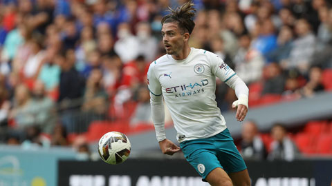 Man City: Sterling có thể mất chỗ vì Grealish